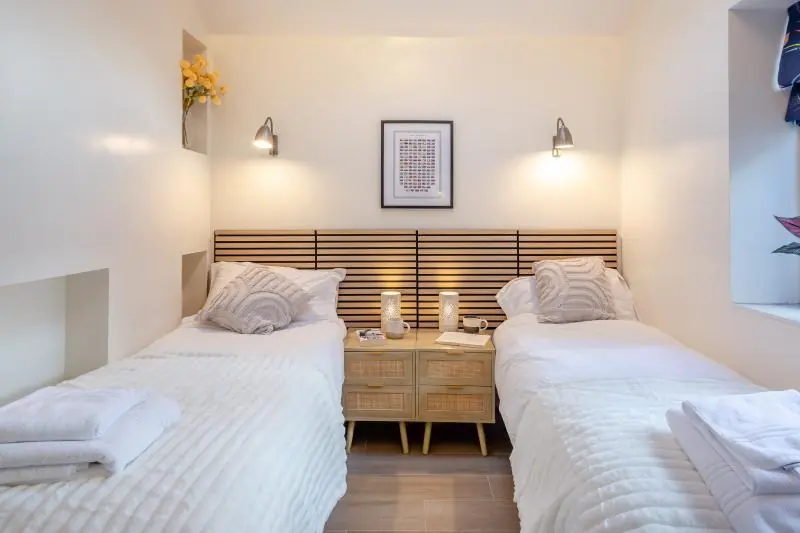 Twin bedroom with two single beds